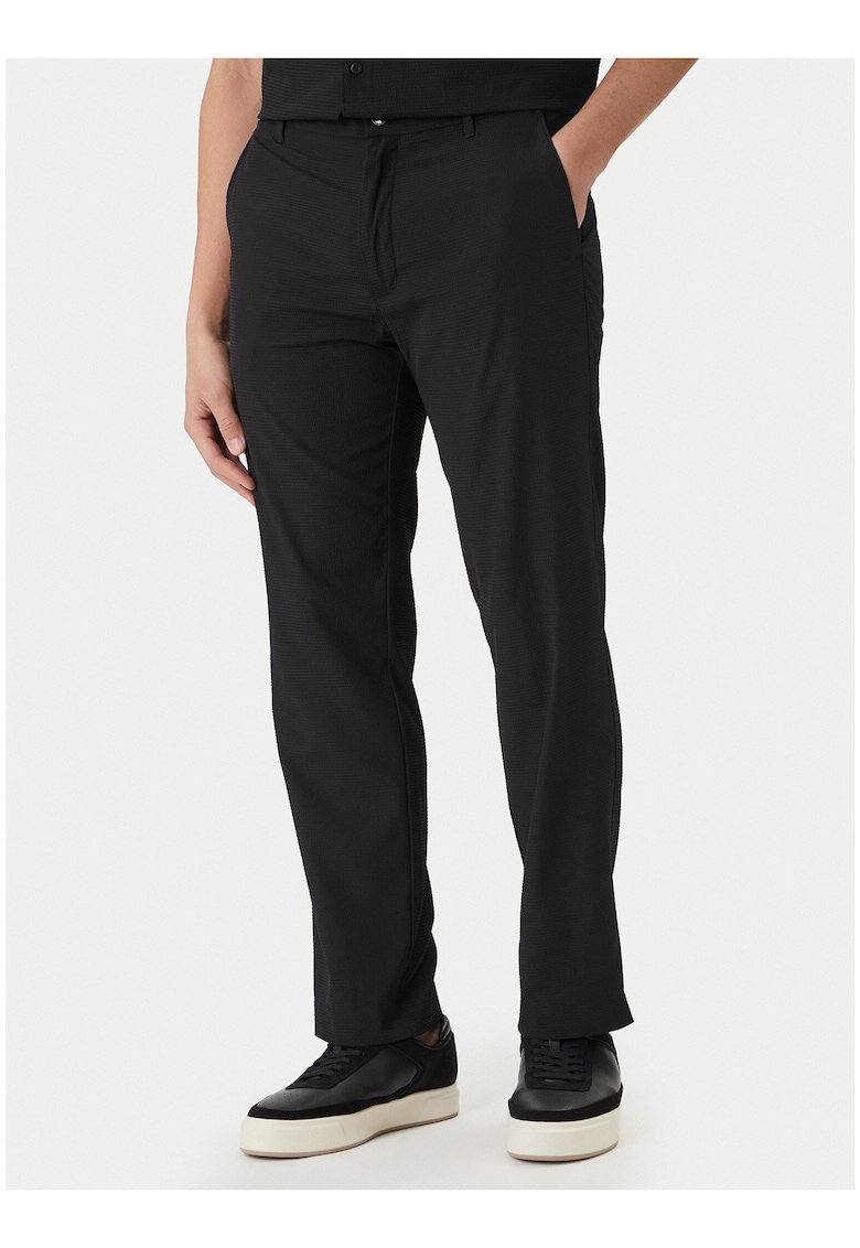 Pantaloni chino uni cu talie medie