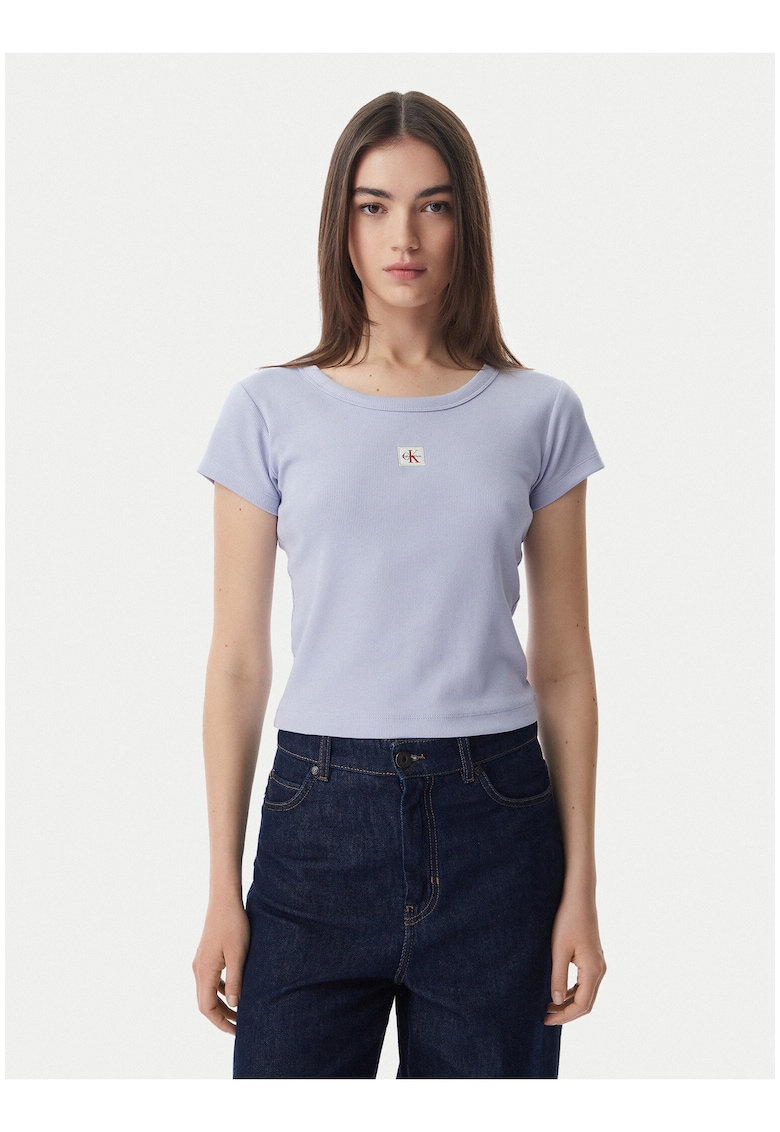 Tricou crop cu maneci scurte