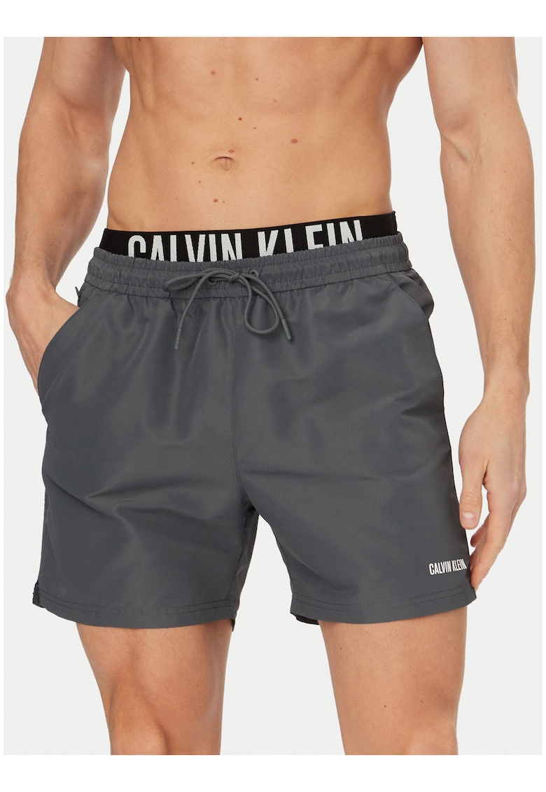Pantaloni scurti de baie cu buzunare si snur in talie