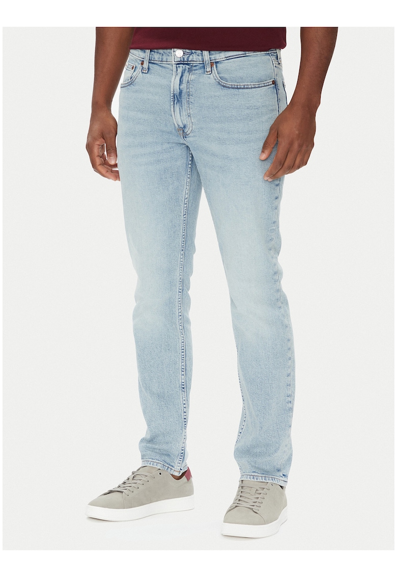 Blugi slim fit cu talie medie