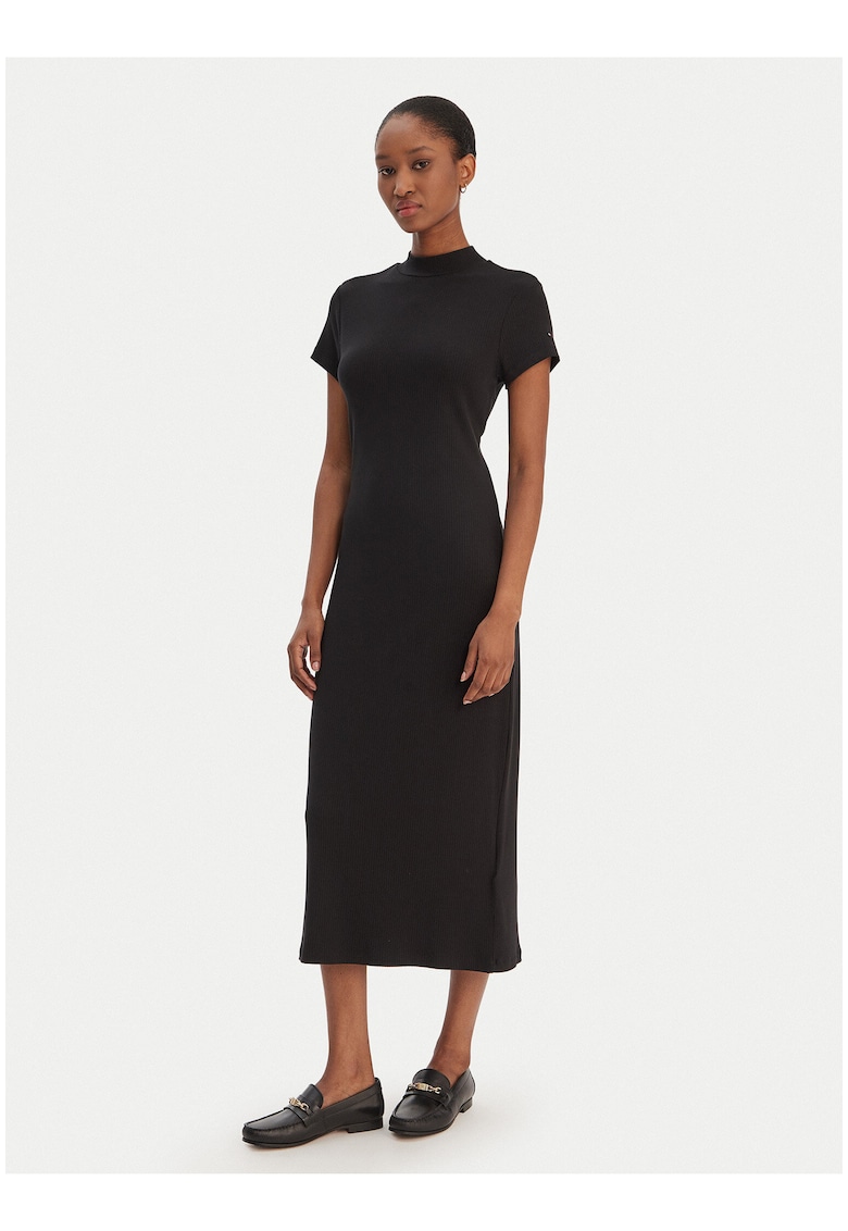 Rochie cambrata cu maneca scurta -