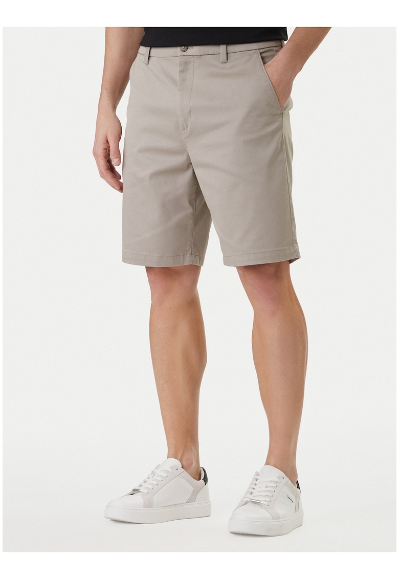 Pantaloni scurti din bumbac cu croiala dreapta
