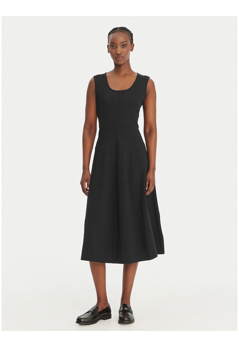 Rochie midi evazata fara maneci cu model uni