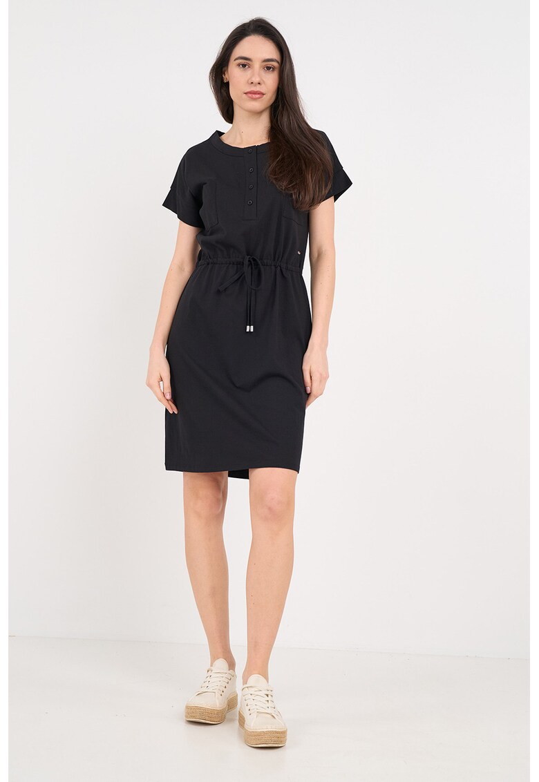 Rochie cu model uni si terminatie cu snur de ajustare - Negru