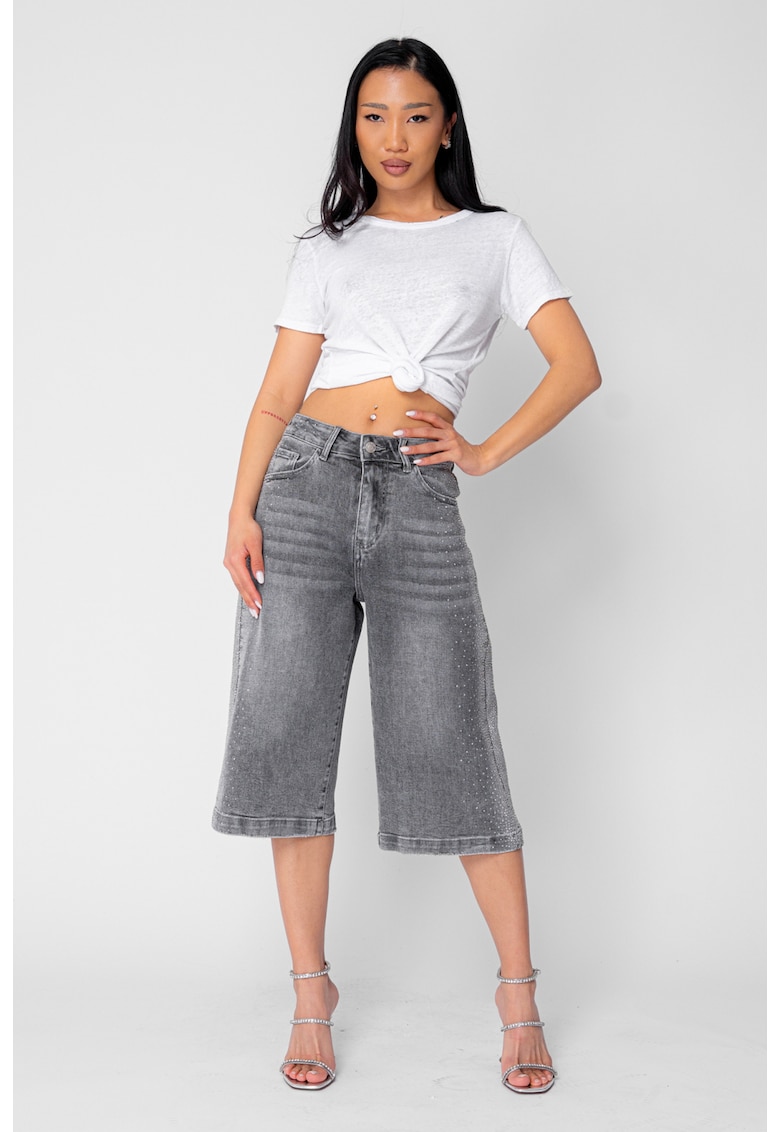 Blugi scurti elastici cu strasuri 21431 - Gri