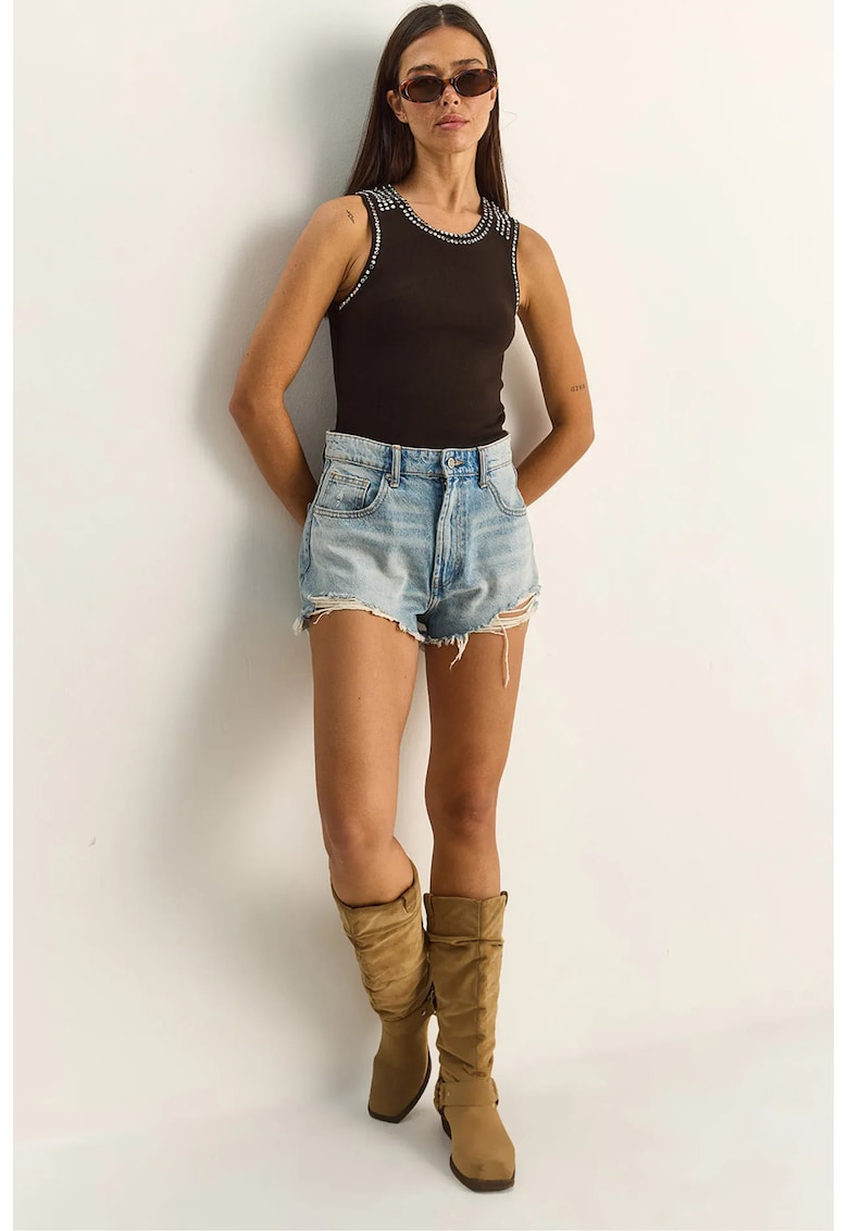 Bluza dama - fara maneci - cu guler rotund - accesoriu din piatra - Maro - bumbac cu elastan