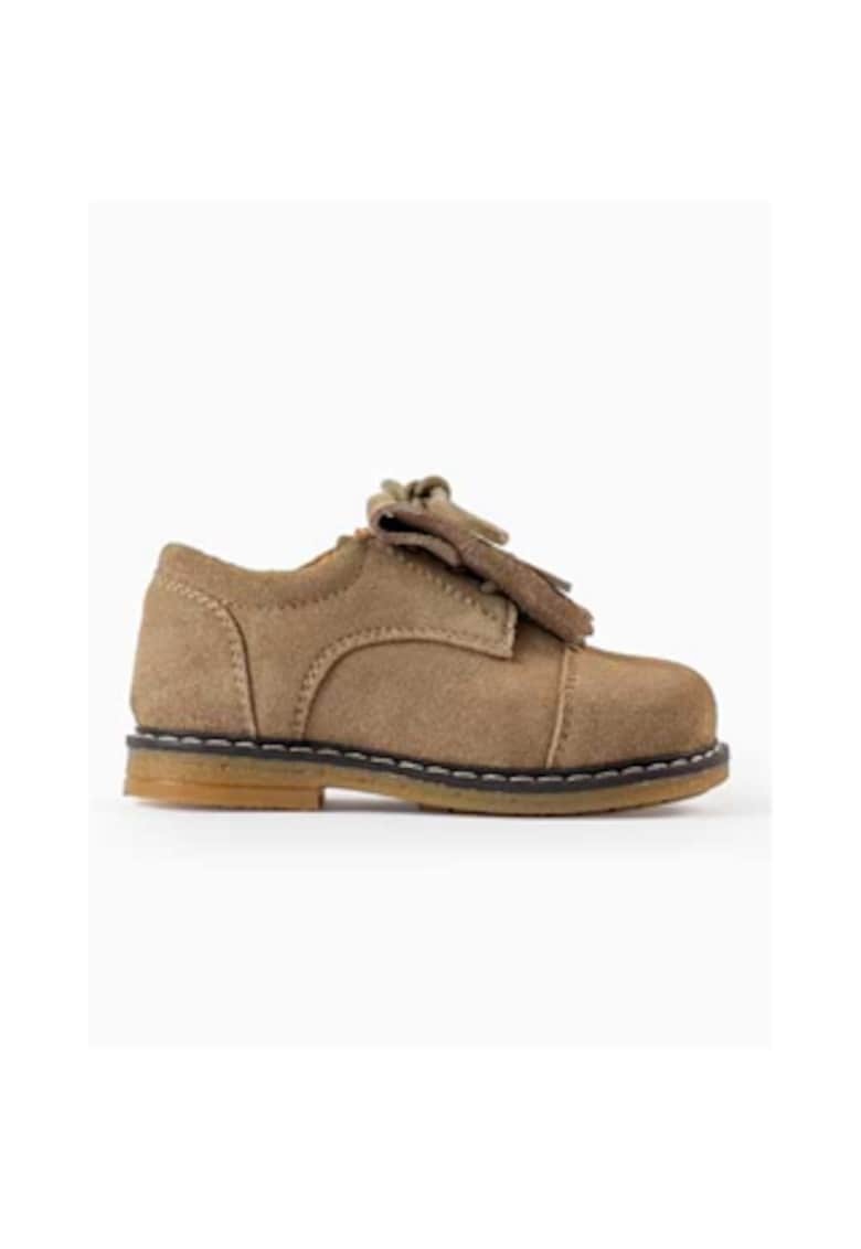 Pantofi din piele intoarsa cu aplicatie decorativa -