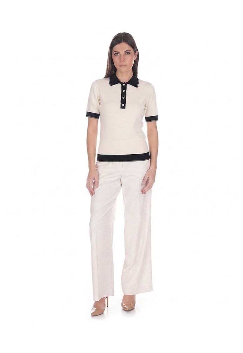 Pulover din tricot fin cu guler polo