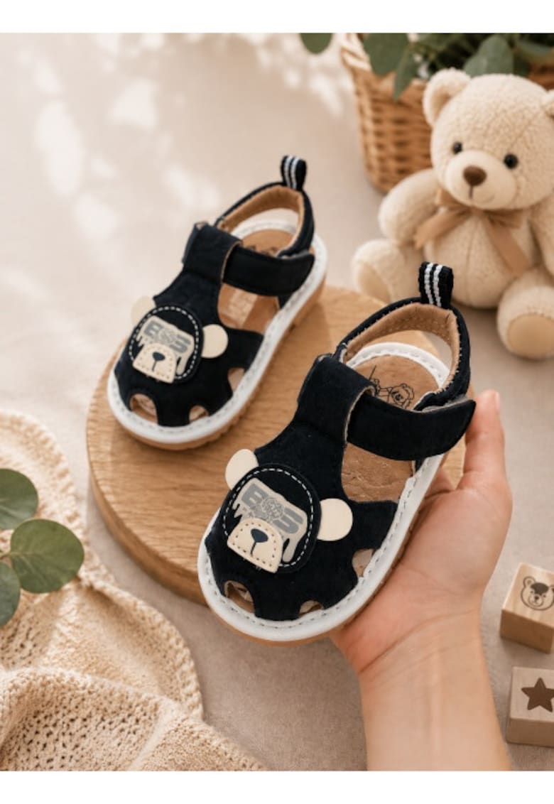 Sandalute pentru bebelusi cu piuitoare - Happy Cute Bear - Negru
