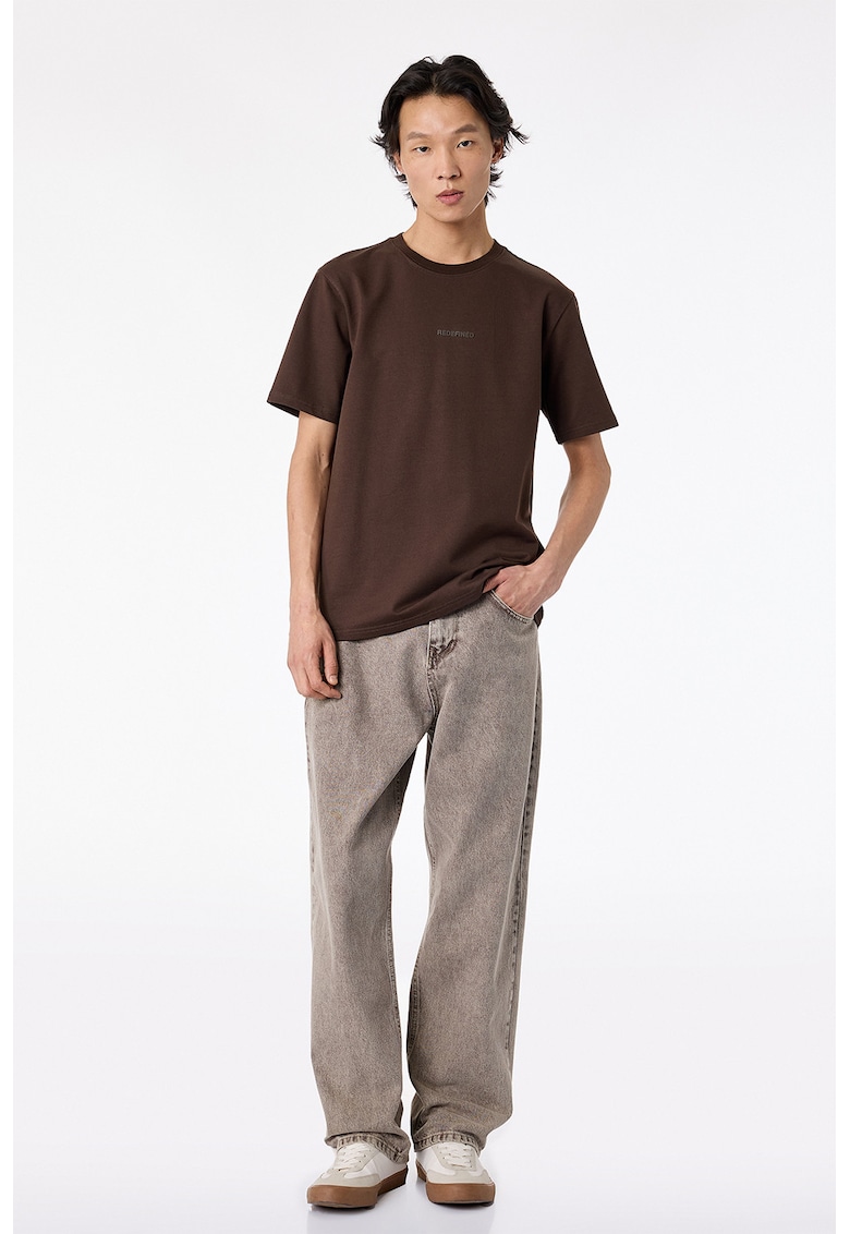 Tricou lejer cu decolteu la baza gatului - Maro pamantiu