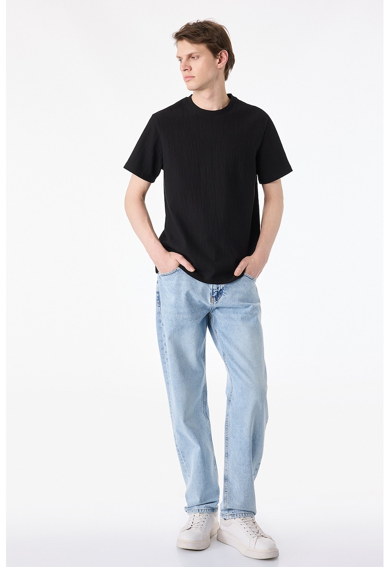 Tricou regular fit cu model uni - Negru