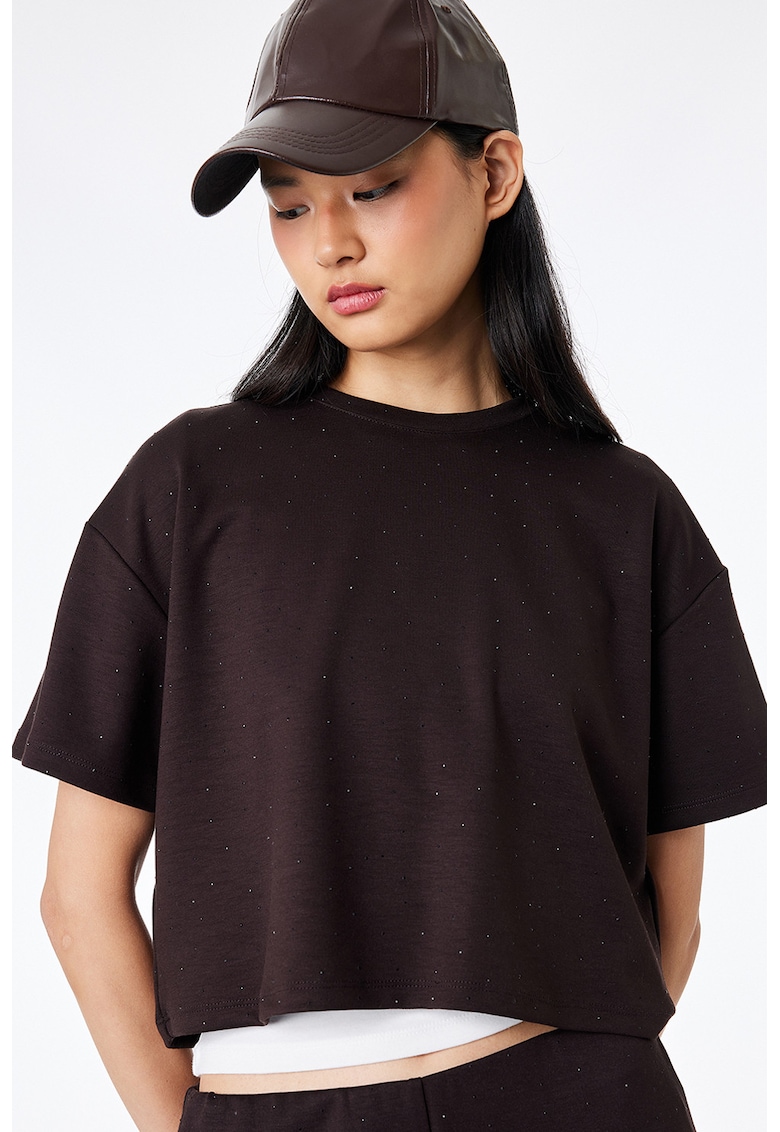 Tricou crop cu aplicatie cu strasuri - Maro inchis
