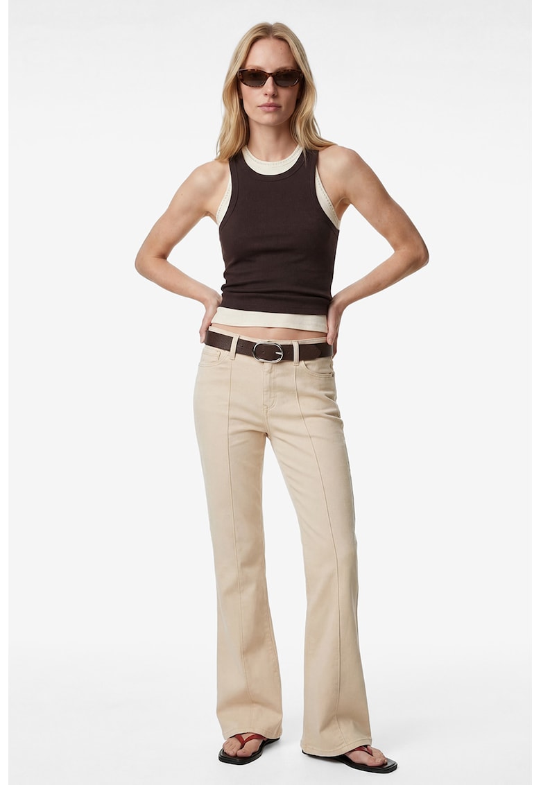 Blugi cu croiala bootcut - talie medie si cusaturi decorative - Crem