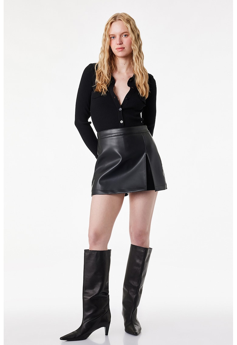 Fusta-pantalon din piele ecologica cu slit frontal - Negru