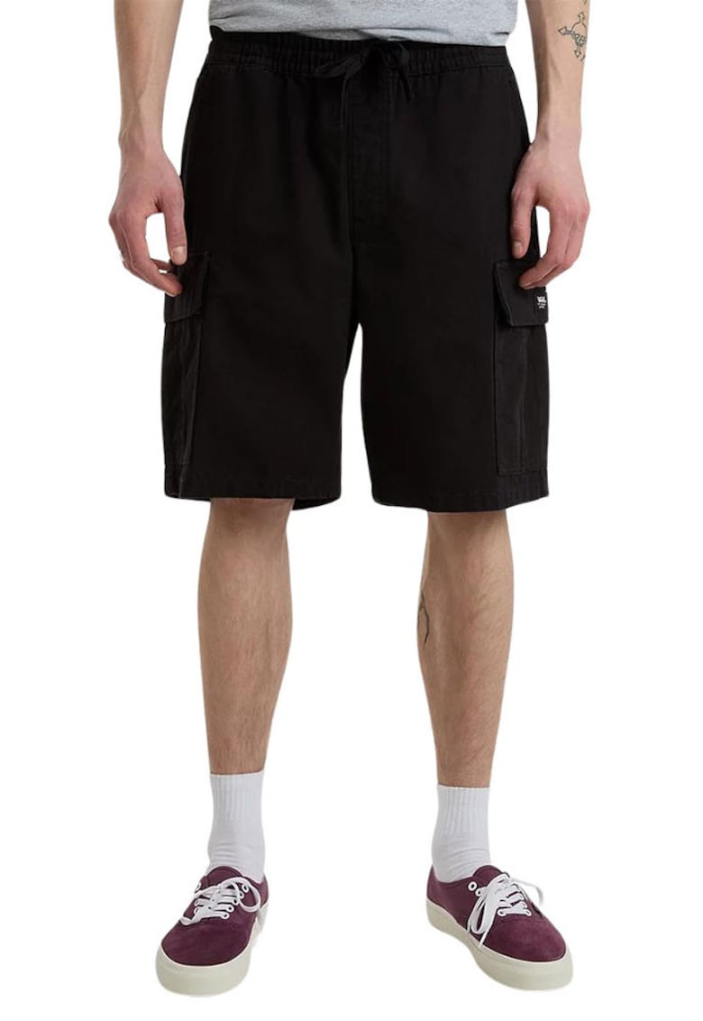 Pantaloni scurti cu buzunare oblice