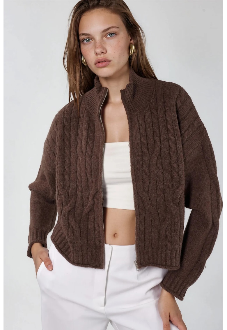 Cardigan tricotat scurt - moale - maro mocha - acrilic si poliester