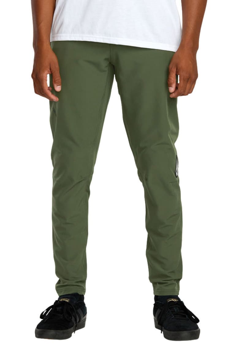 Pantaloni pentru drumetii