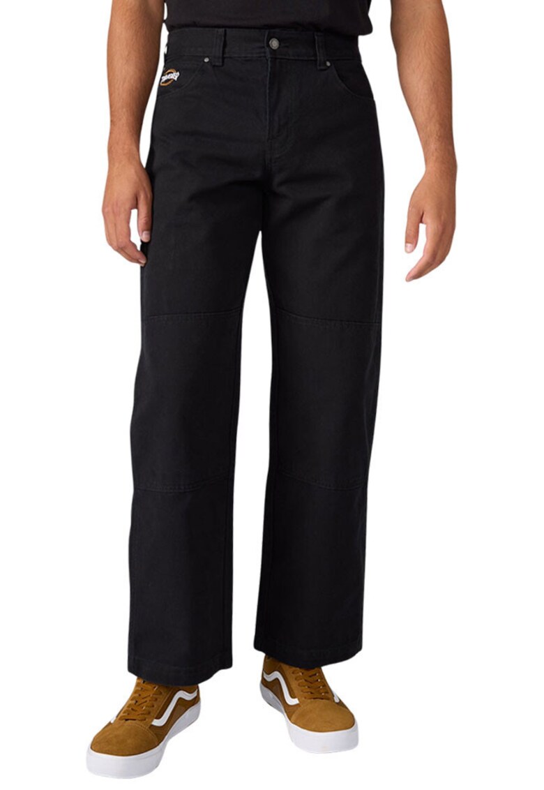 Pantaloni cu fermoar si nasture
