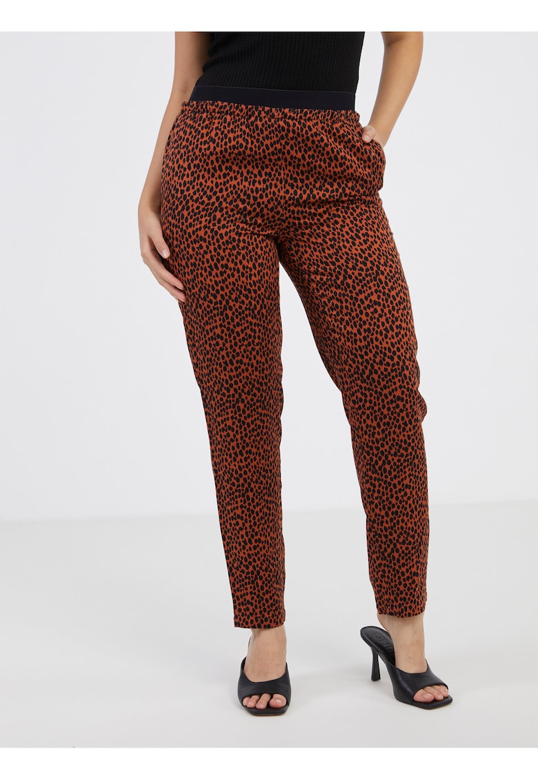 Pantaloni conici cu animal print