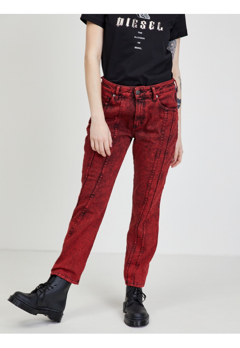 Blugi crop cu cusaturi contrastante -