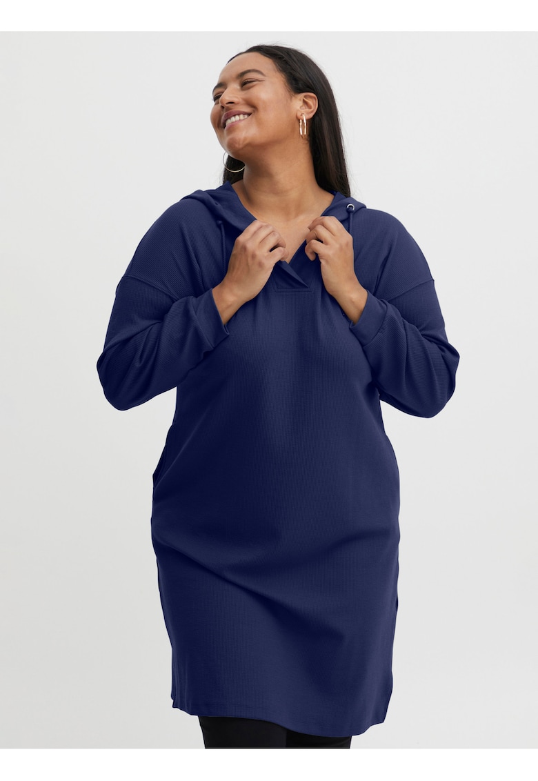 Rochie-hanorac cu gluga si model uni