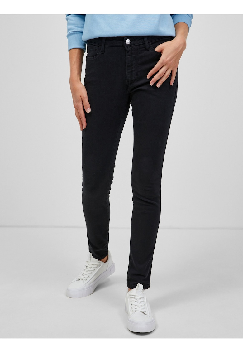 Blugi slim fit cu talie medie