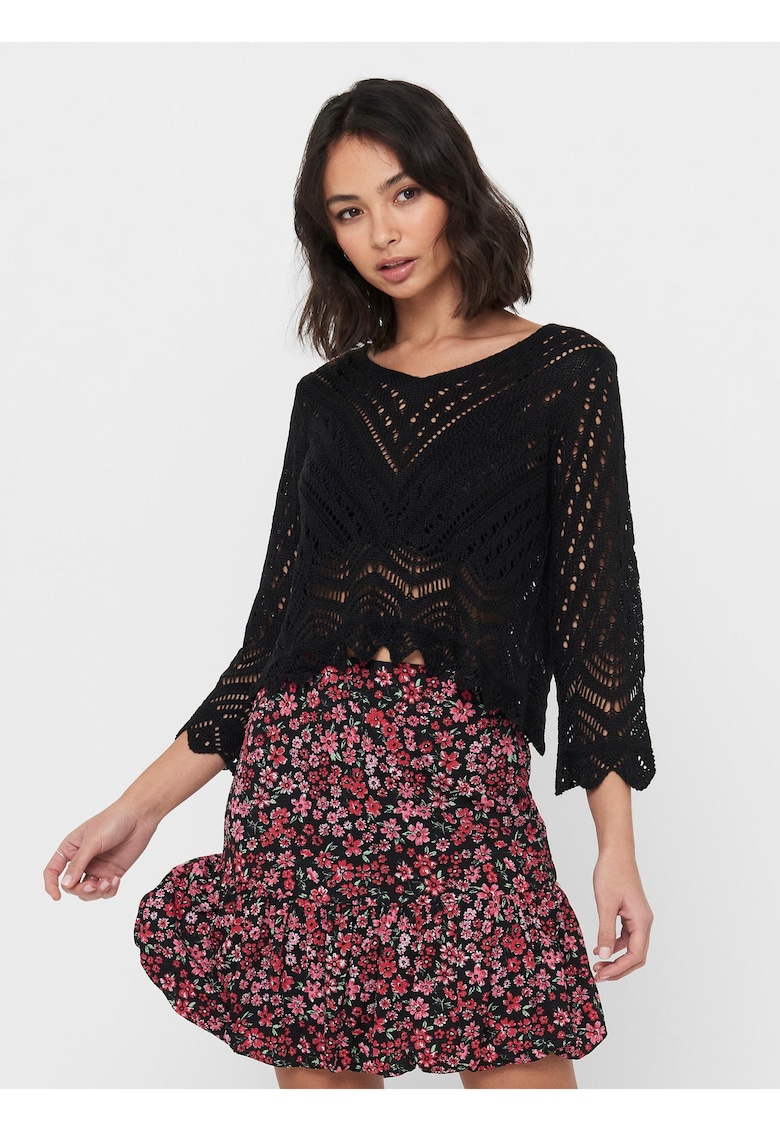 Pulover crop cu perforatii