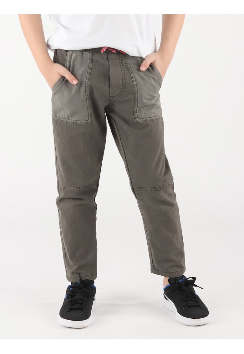 Pantaloni regular fit cu talie medie -