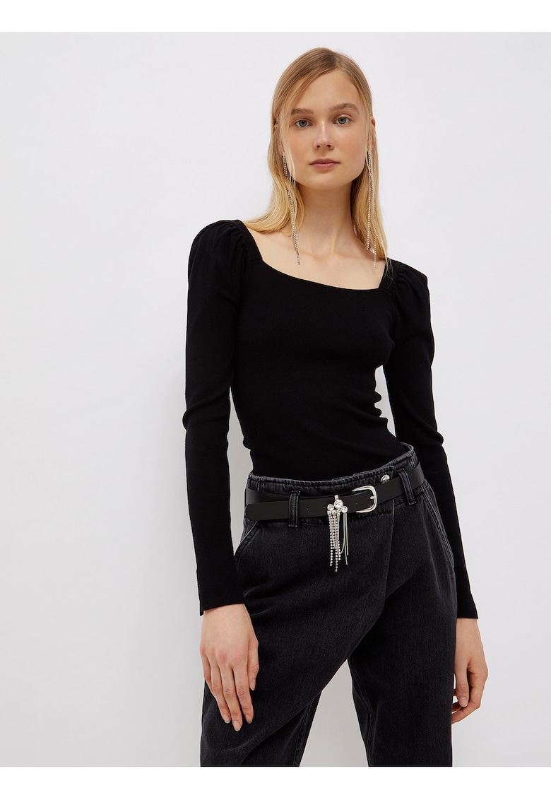 Bluza cu maneci cu volane