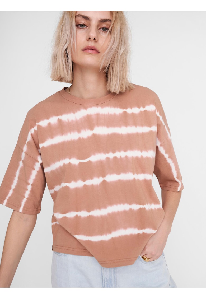 Tricou din bumbac cu model in dungi