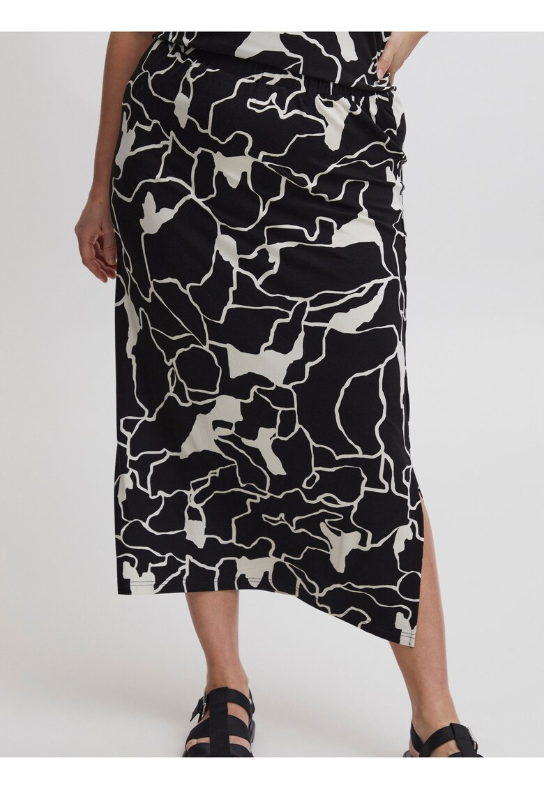 Fusta midi cu slit lateral.