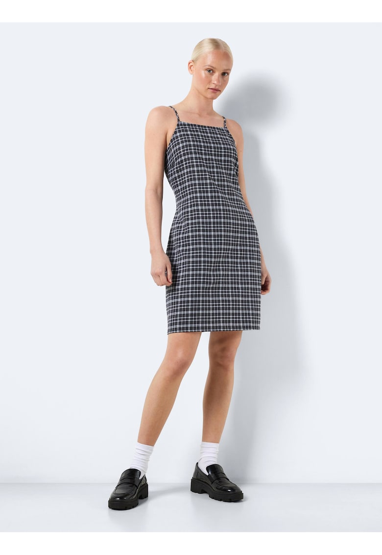 Rochie de dama in carouri
