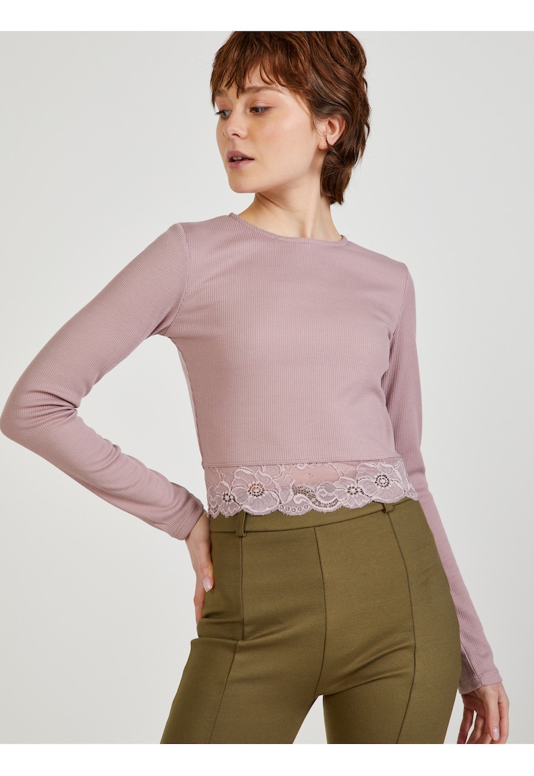 Bluza cu model cu dantela