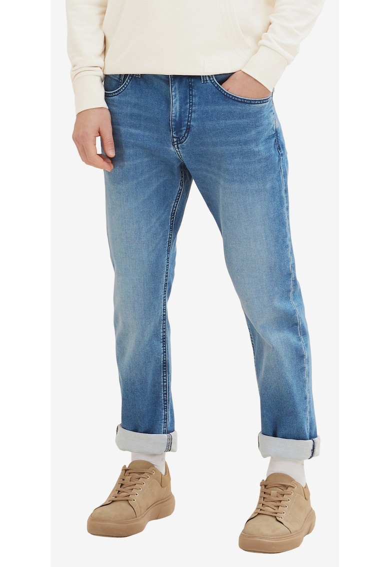 Blugi prespalati cu croiala slim fit
