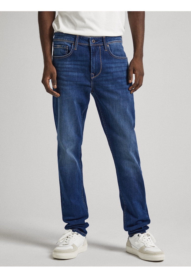 Blugi cu croiala skinny