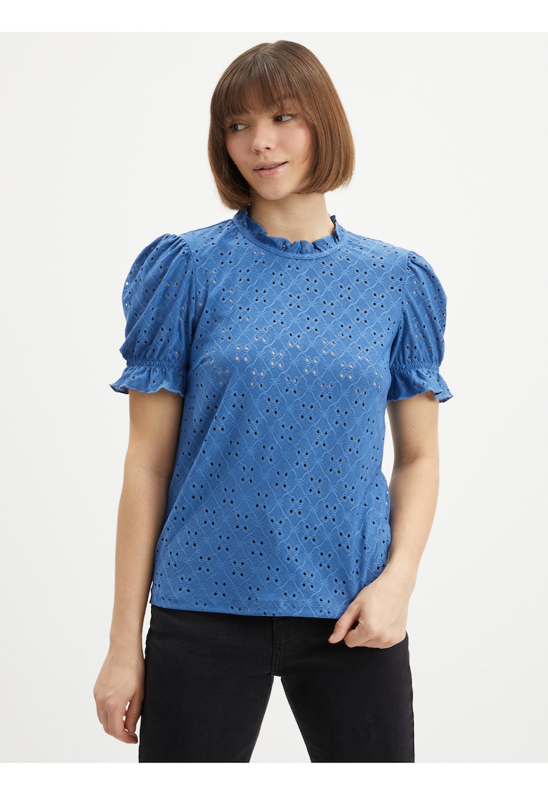 Bluza cu perforatii decorative