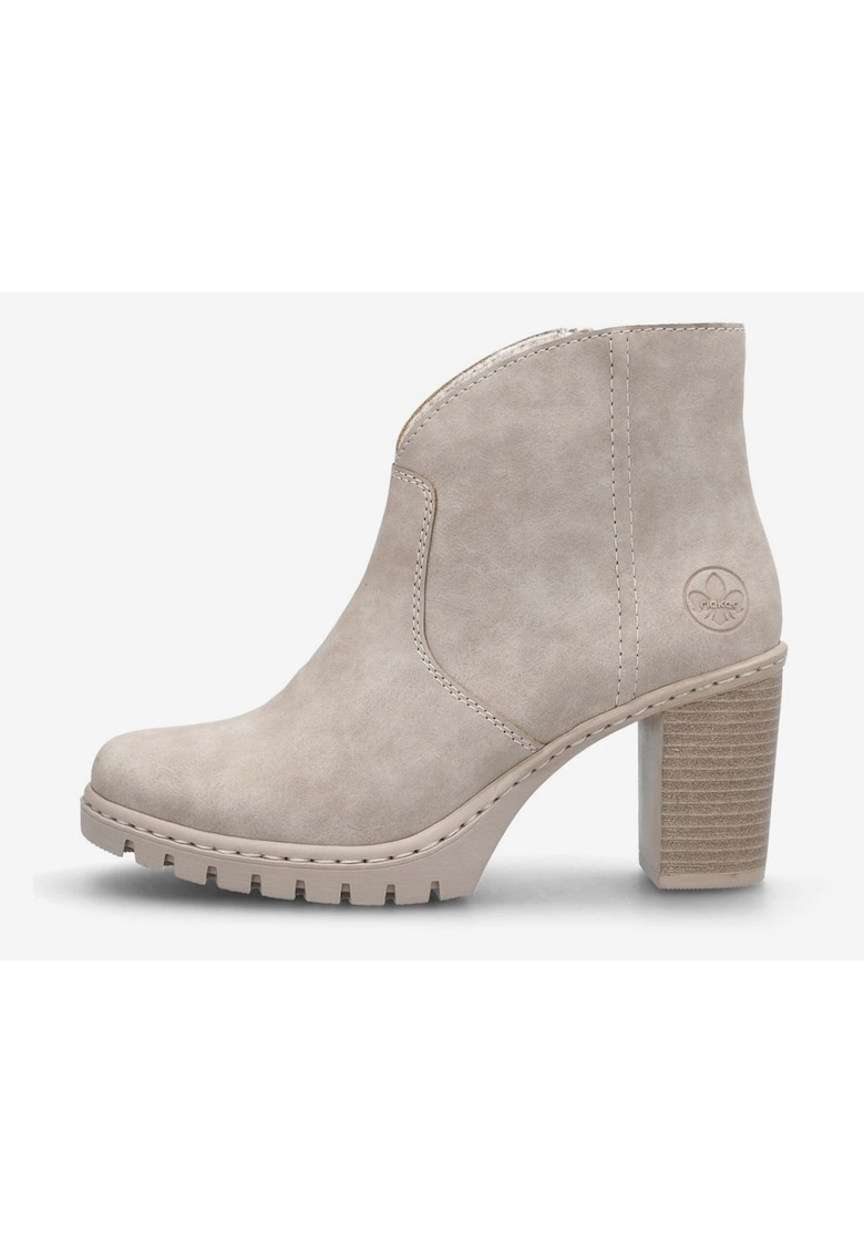 Botine cu toc masiv
