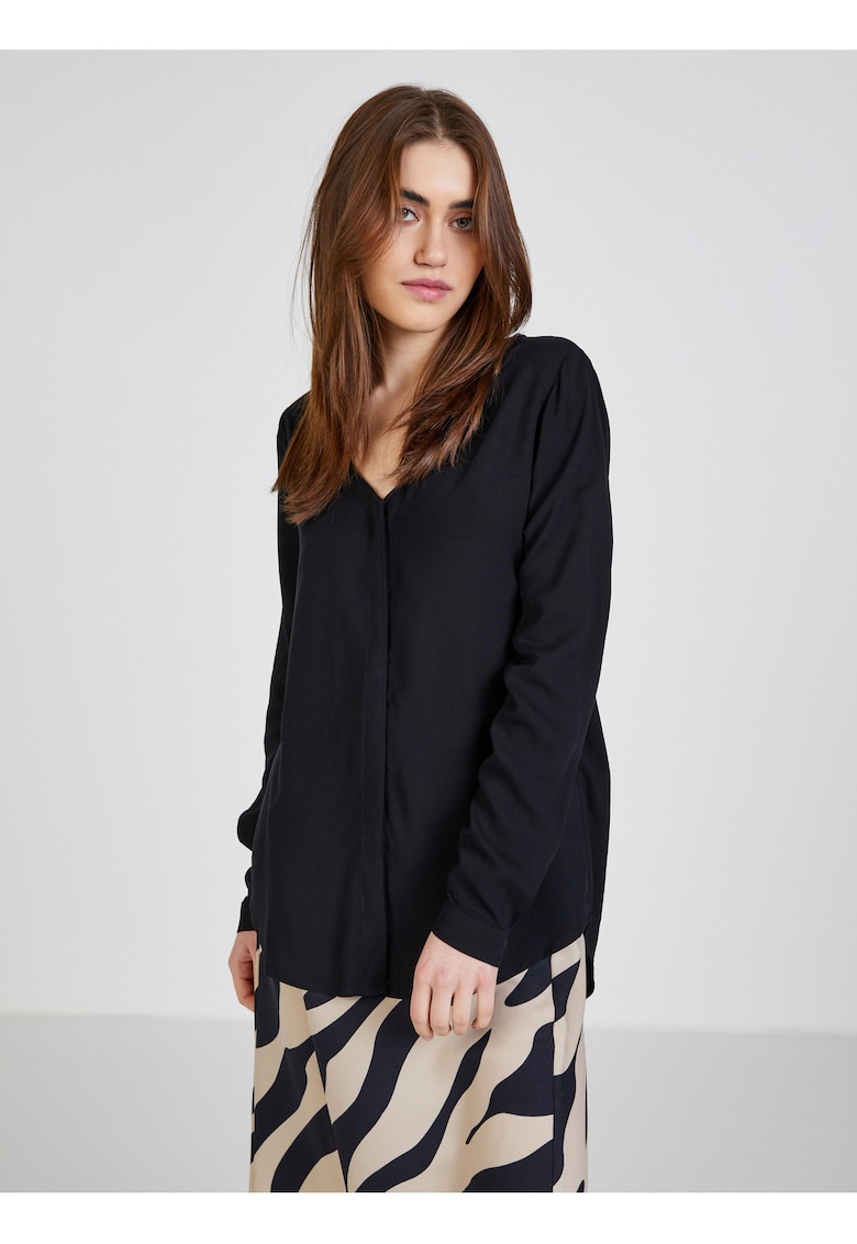 Bluza cu terminatie rotunjita -