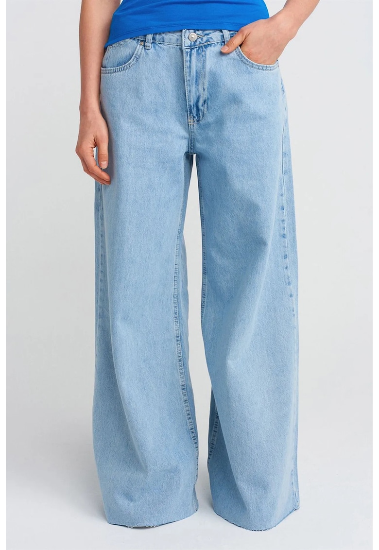 Blugi dama talie inalta - largi - denim albastru deschis-mediu - 100% bumbac