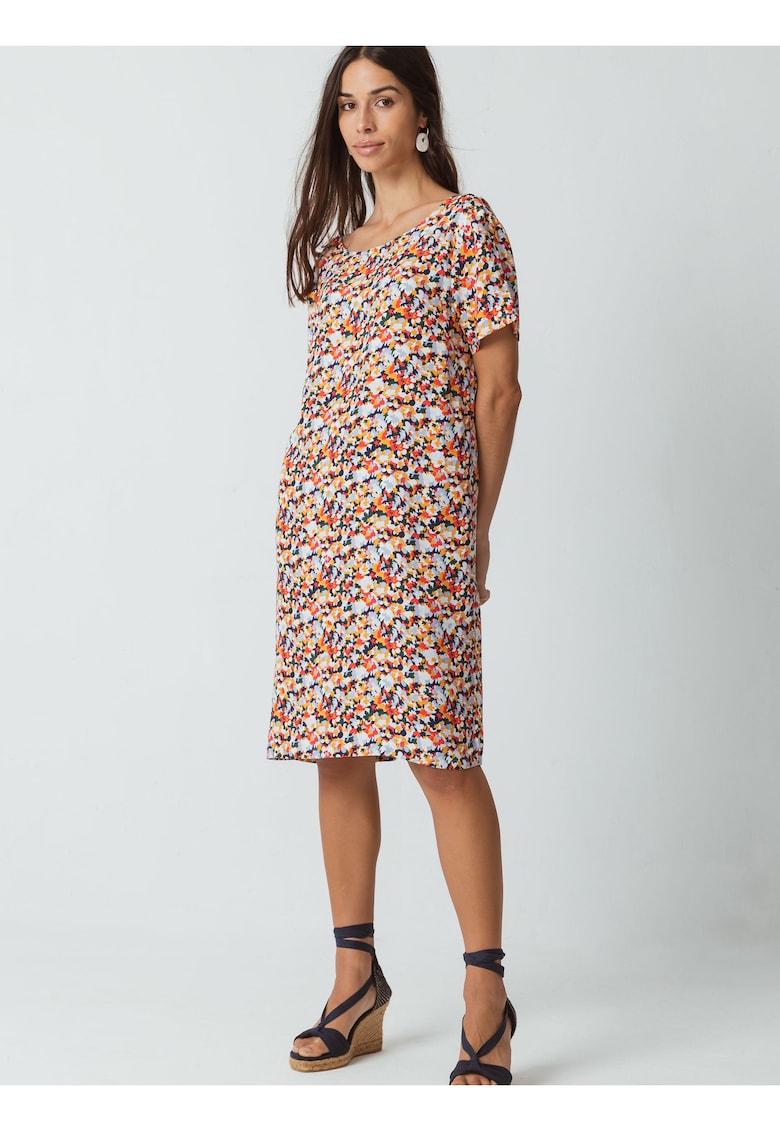 Rochie cu maneci scurte si model floral