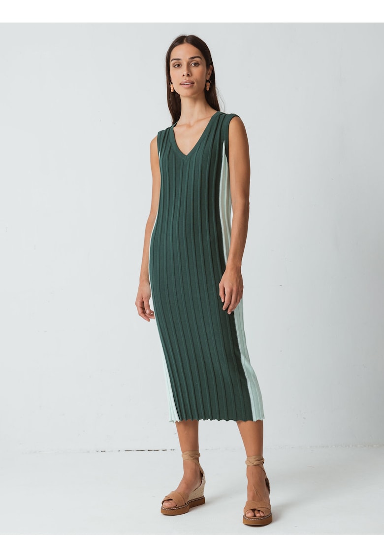 Rochie midi dreapta