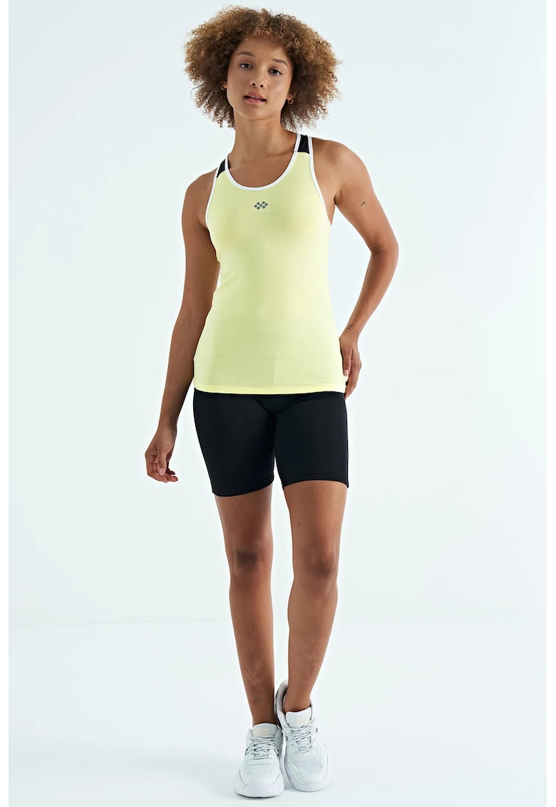 Top sport - tricotat fara maneci - galben lamaie - 95% poliester - 5% elastan