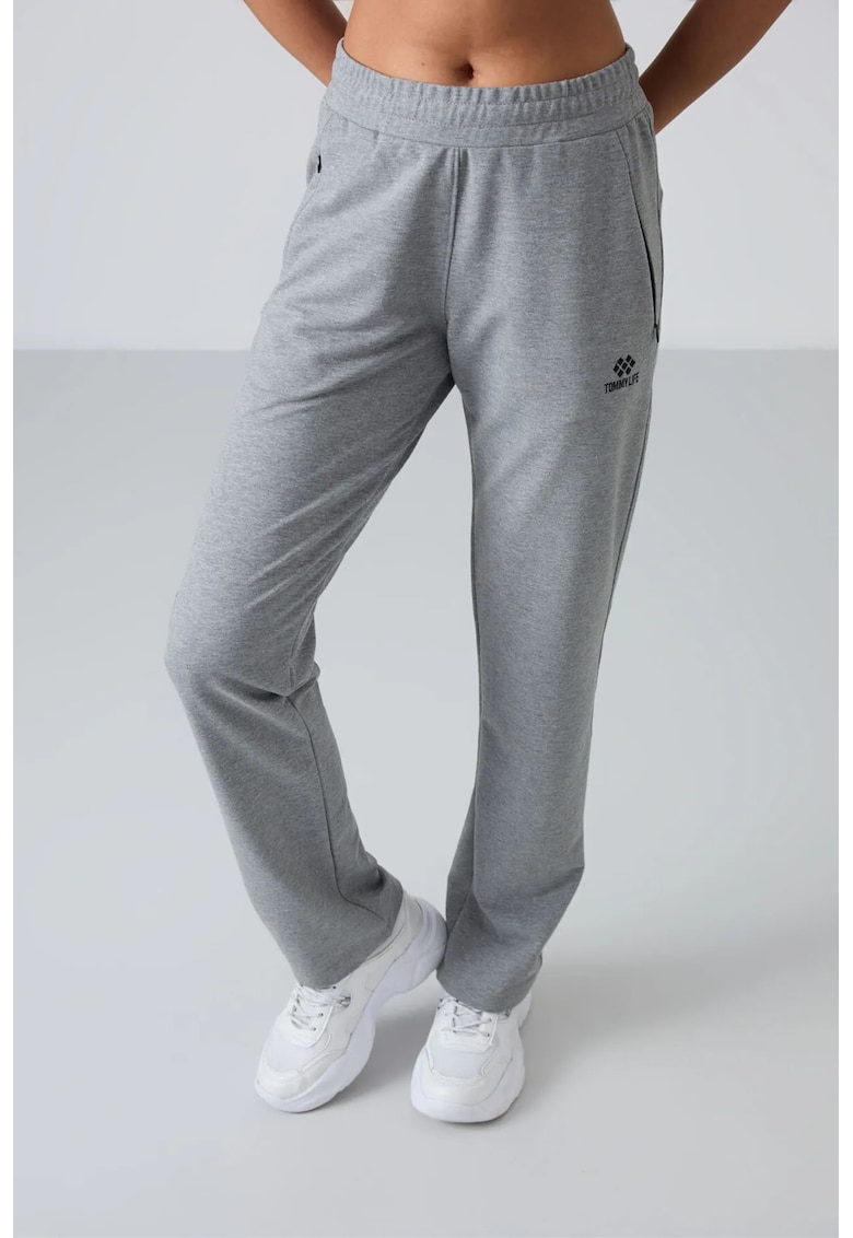 Pantaloni dama - trening din fleece - gri deschis - cu buzunar - fara inchidere