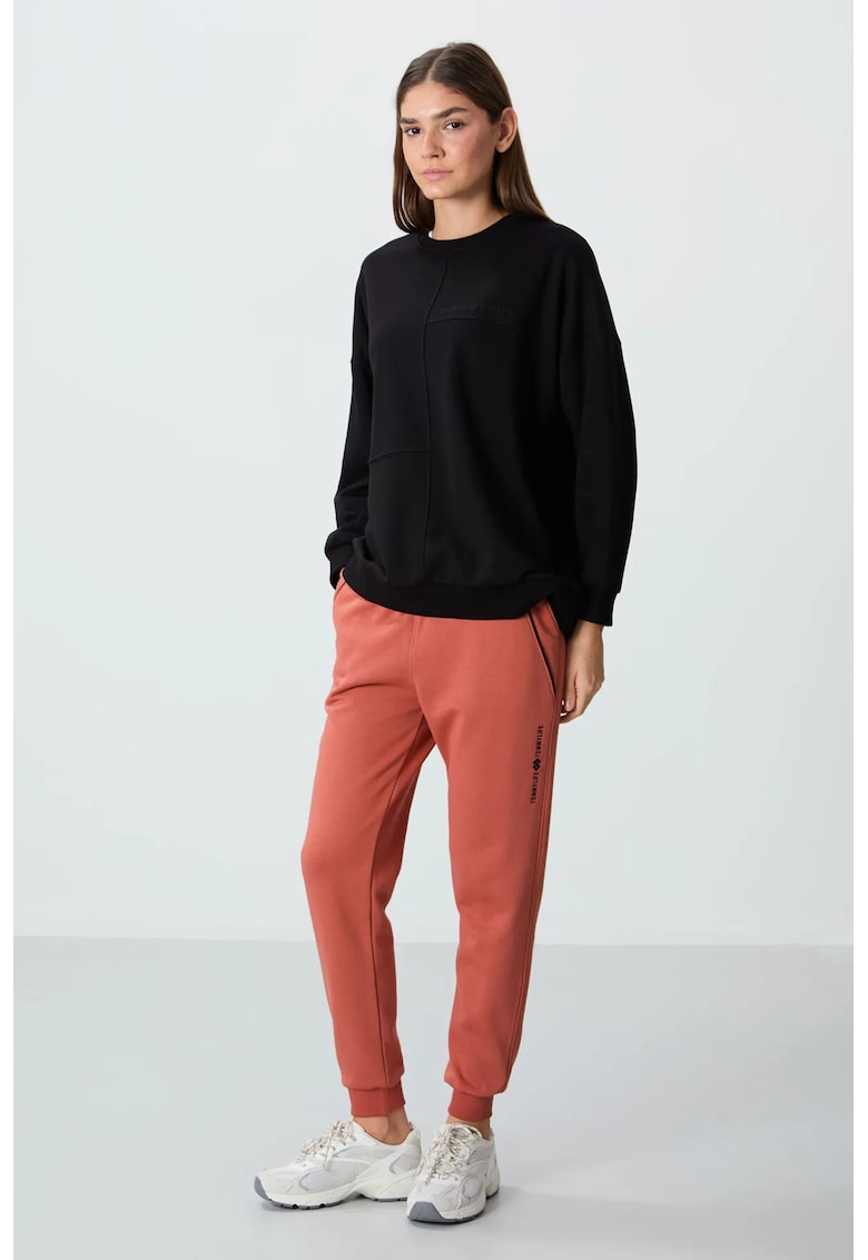 Pantaloni de trening - jogger - buzunar - rosu caramiziu - amestec de bumbac