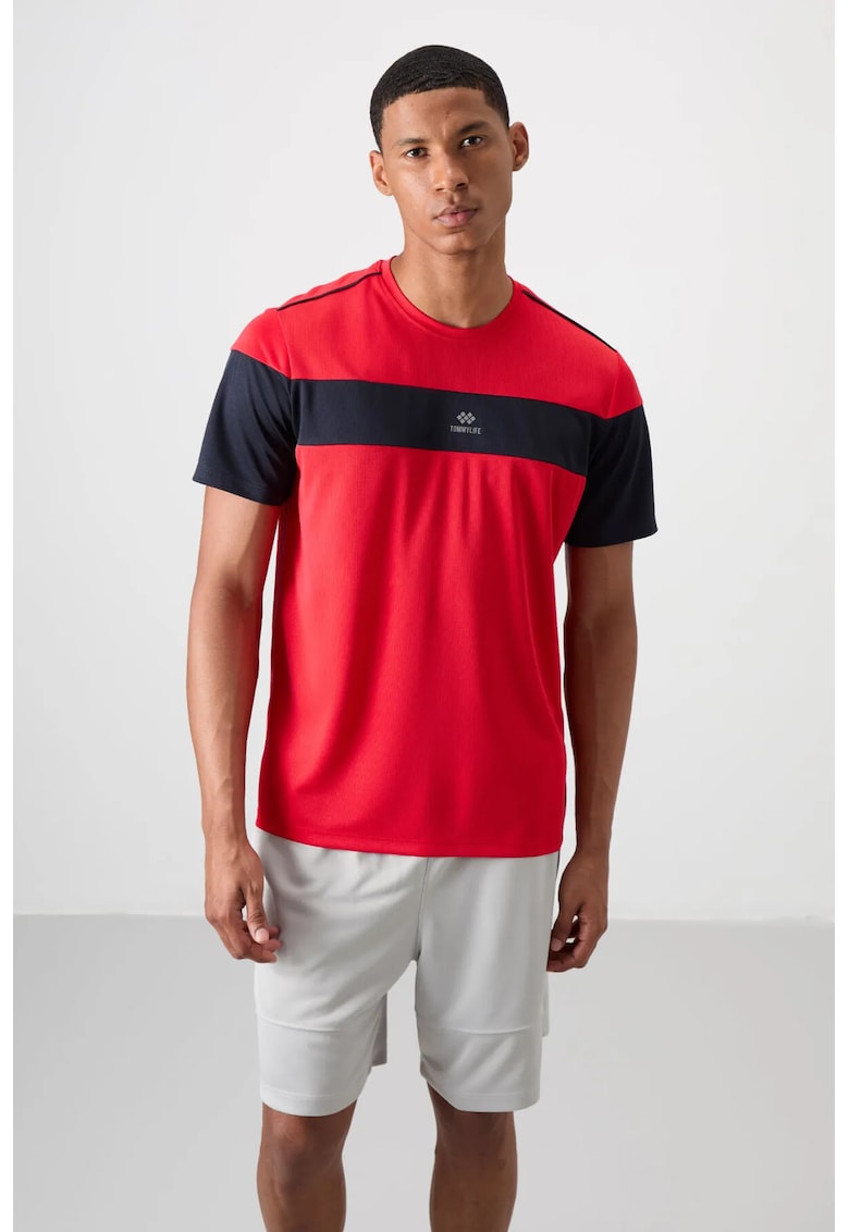 Tricou barbati - rosu - 100% poliester - cu guler rotund