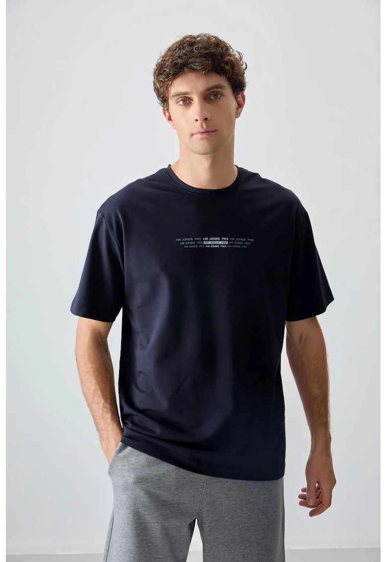 Tricou supradimensionat cu guler rotund - imprimeu - albastru marin - barbati