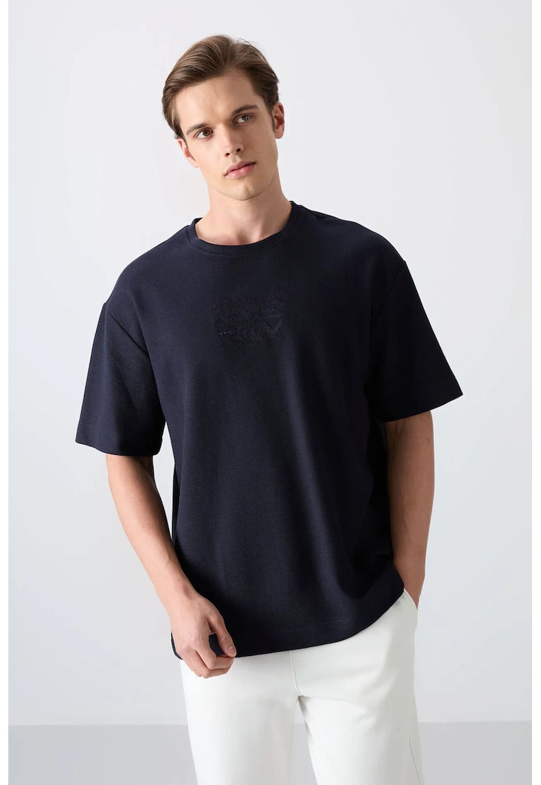 Tricou barbati - oversized - broderie - albastru marin - amestec de bumbac si poliester