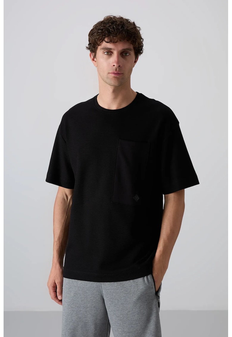 Tricou supradimensionat - cu guler rotund - buzunar - negru - bumbac-poliester