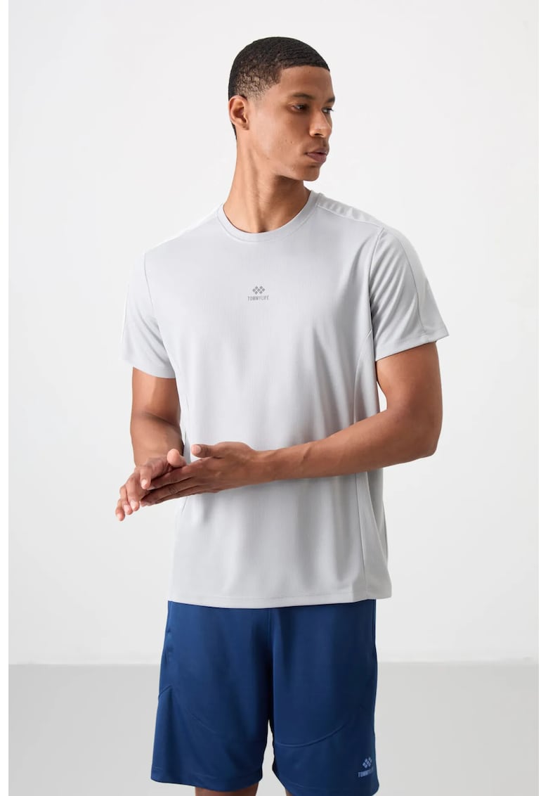 Tricou barbati - gri deschis - poliester - croiala regulara - maneci scurte