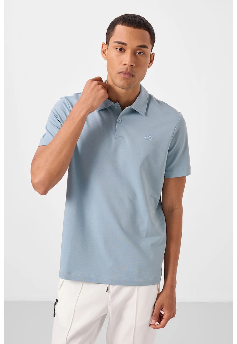Tricou polo barbati - albastru pudra - amestec de bumbac - cu buton